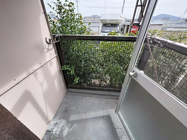 バルコニー　掲載写真はモデルルームを掲載しております。実際のお部屋と仕様