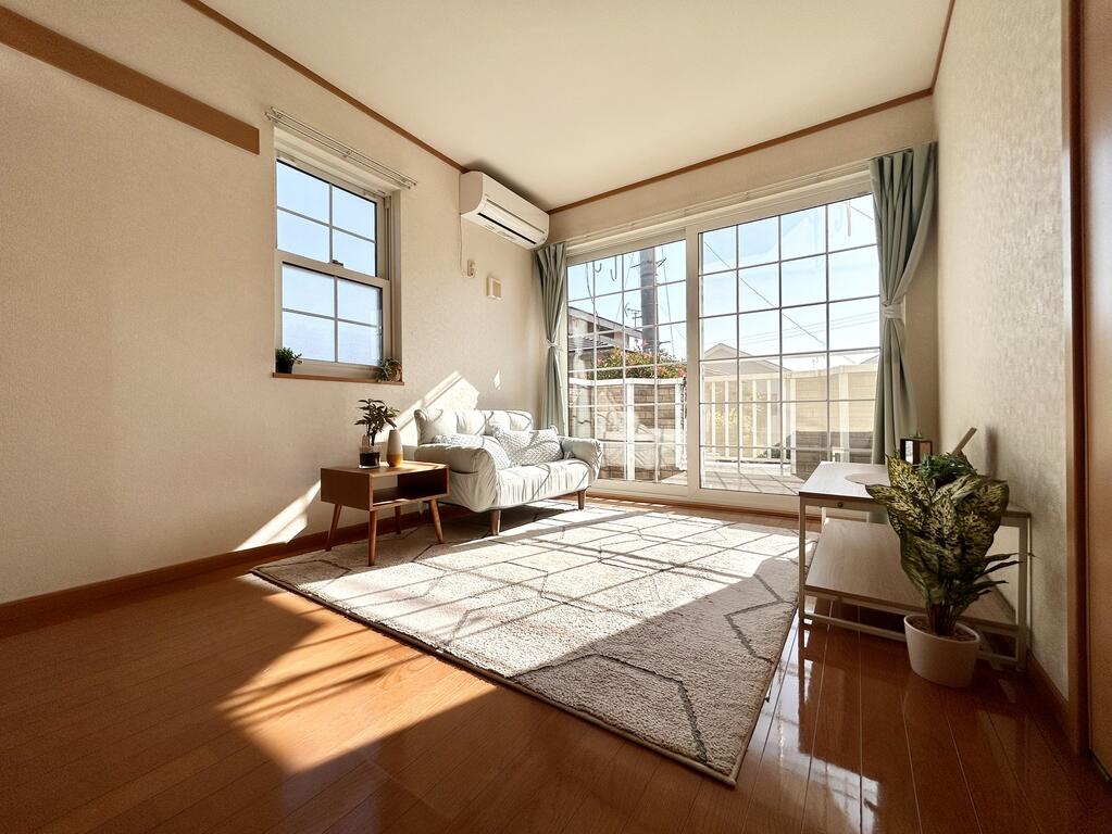 ハウガーデン楡木八番館の居間写真