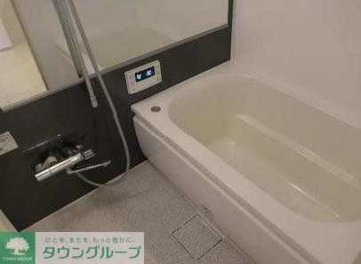 バス・シャワールーム　お問合せは(株)タウンハウジング東京へ