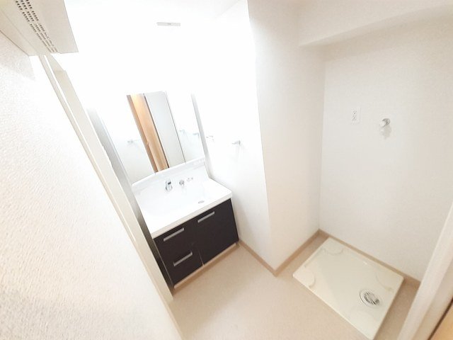 洗面設備　コンパクトで使いやすい洗面所