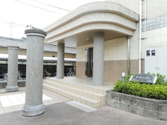 エントランス　エントランス部分