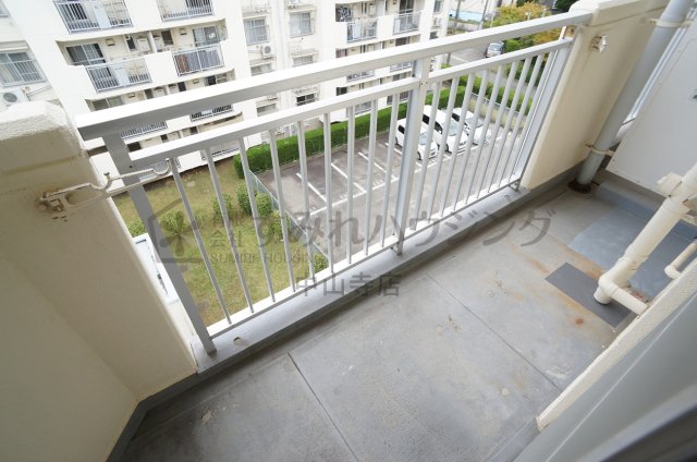 バルコニー　参考、同建物・同間取りの号室