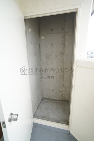 玄関　参考、同建物・同間取りの号室