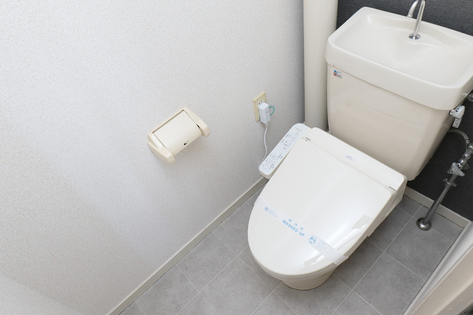 トイレ　ウォシュレット新品