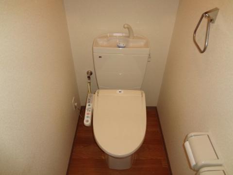 トイレ　シャワー付トイレ