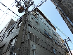 建物外観　鉄筋コンクリート造りでしっかりした建物です。