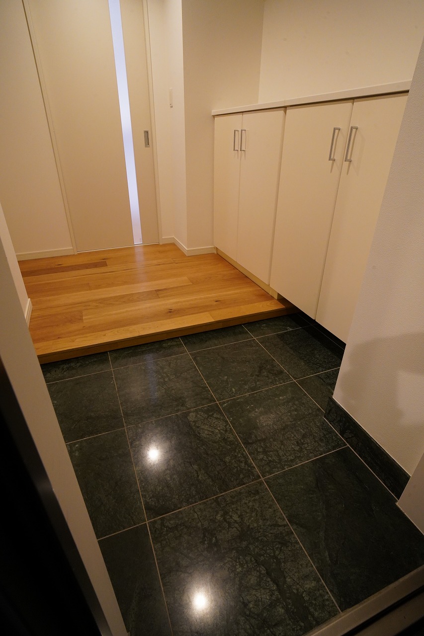 玄関　玄関※別部屋参考写真