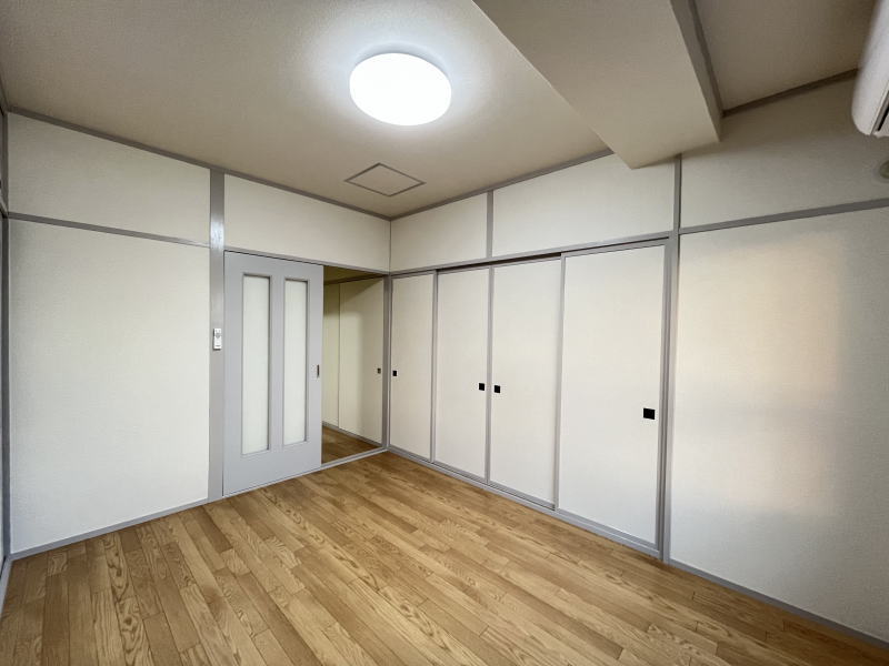 朝日ハイツの居間写真