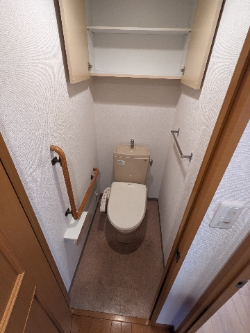 【クラージュKAMAKURAYAのトイレ】