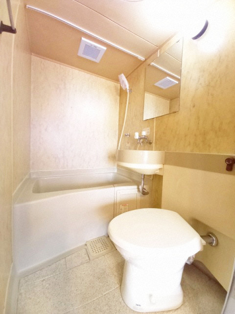 【札幌市中央区南七条西のマンションのトイレ】
