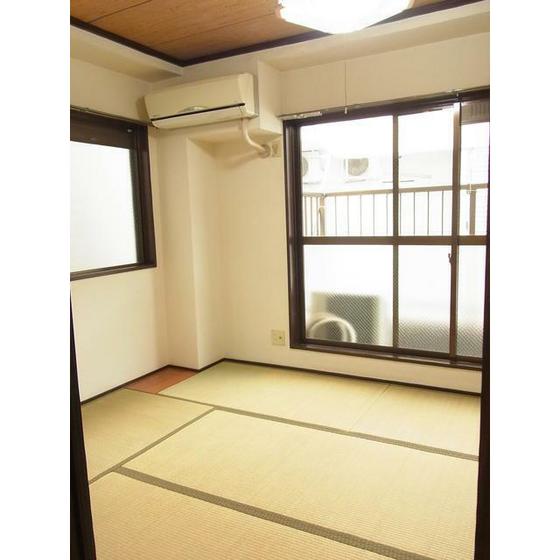 居室・リビング　※別号室の間取りです