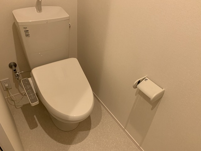 トイレ　ウォシュレット