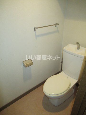 【リバーキャッスル蔵六のトイレ】