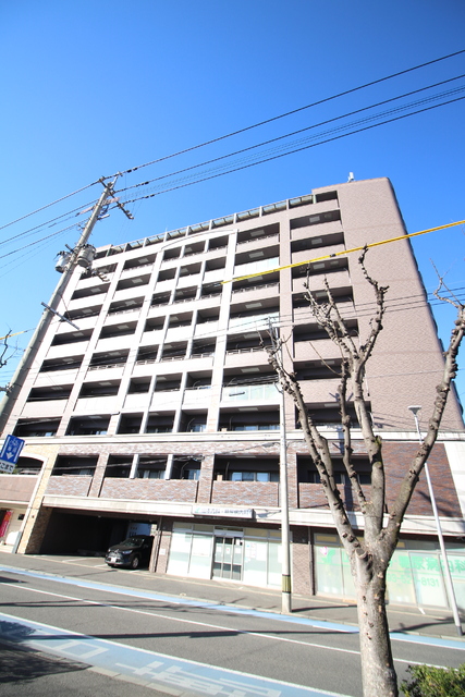 【北九州市小倉北区京町のマンションの建物外観】