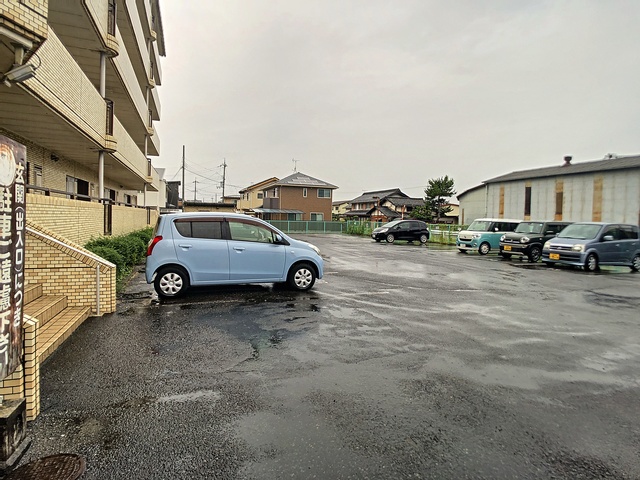 【アコ―シャル・ドゥのとがわの駐車場】