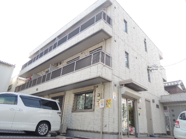 KAWADA・B/U704の外観