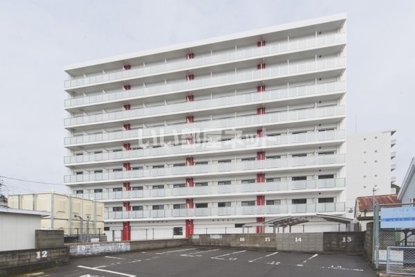 【modern palazzo 文教primaの建物外観】