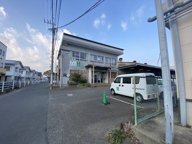 スーパー　グリーンコープ生活協同組合 からつセンター（スーパー）まで700m