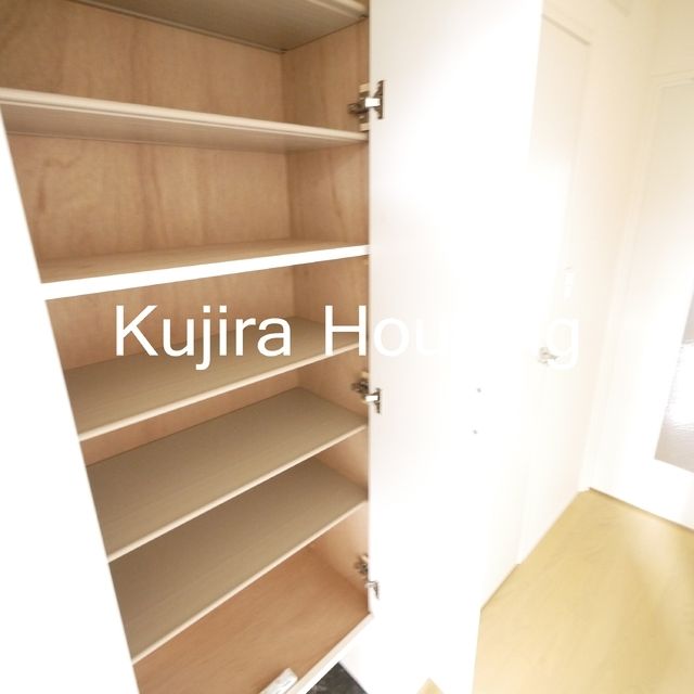 玄関　★玄関は大容量の下駄箱あります♪