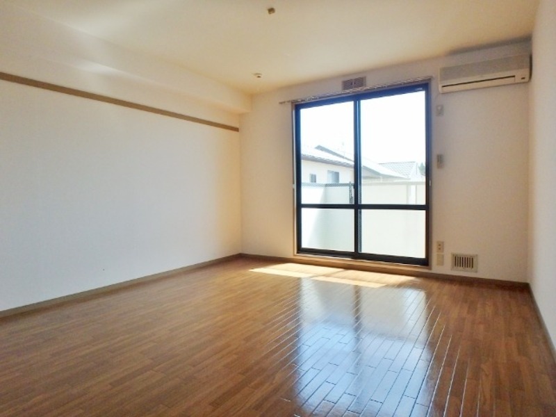 居室・リビング　図面と現状に相違がある場合には現状を優先