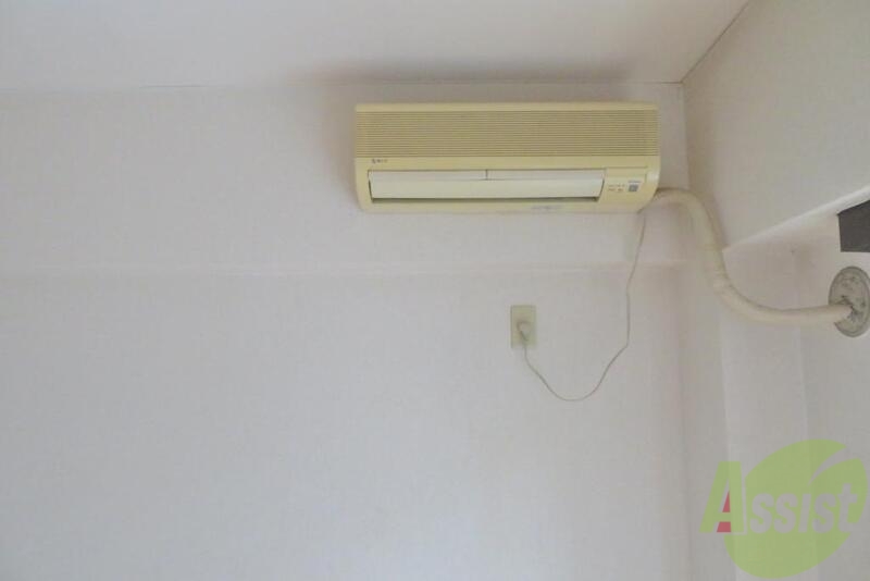 その他設備　６帖洋室にはエアコン完備、冷暖房はこちらのエアコンで