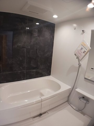 バス・シャワールーム　日々の疲れを癒すお風呂付です
