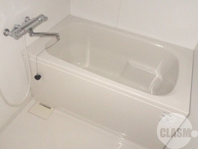 バス・シャワールーム　キレイにリフォームされています♪