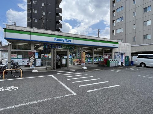 コンビニ　ファミリーマート 本千葉駅東口店（コンビニ）まで222m