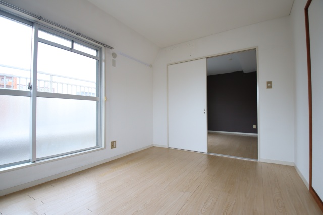 居室・リビング　別室の参考写真です。※現況優先