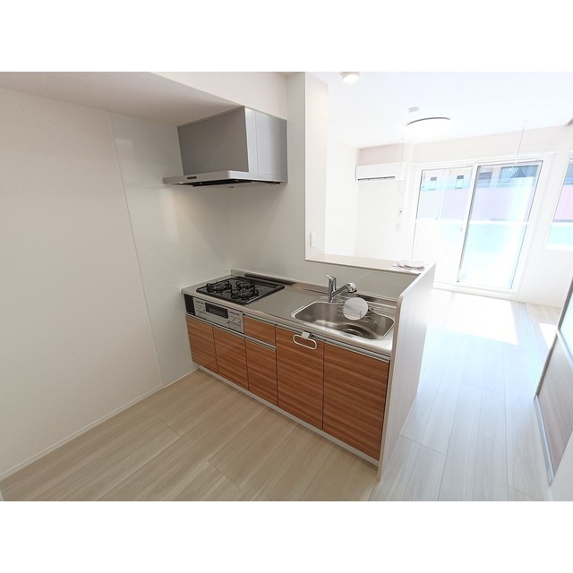 居室・リビング　※類似物件（反転）