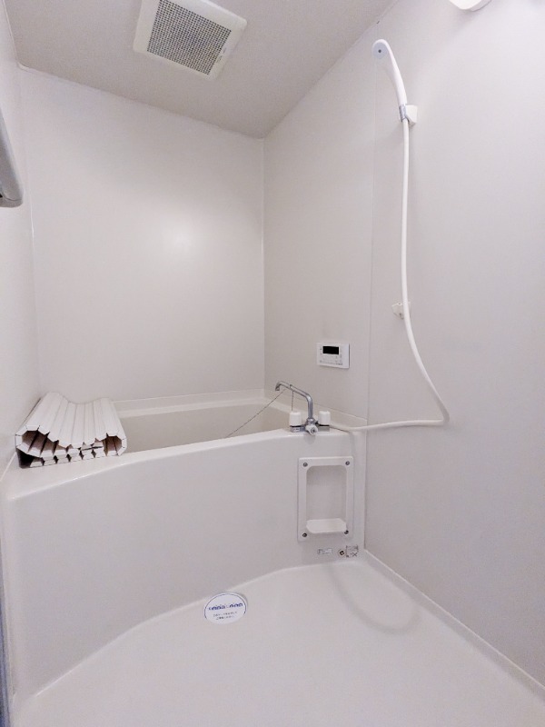 バス・シャワールーム　図面と現状に相違がある場合には現状を優先