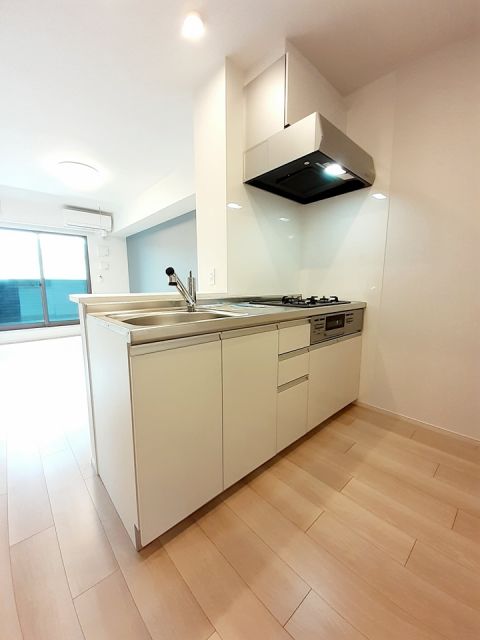 リバーサ_内装_1