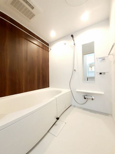 リバーサ_内装_2