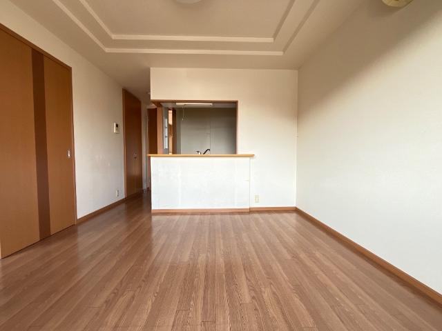 居室・リビング　リビング