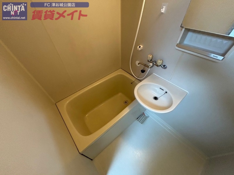 ルクール津の風呂写真
