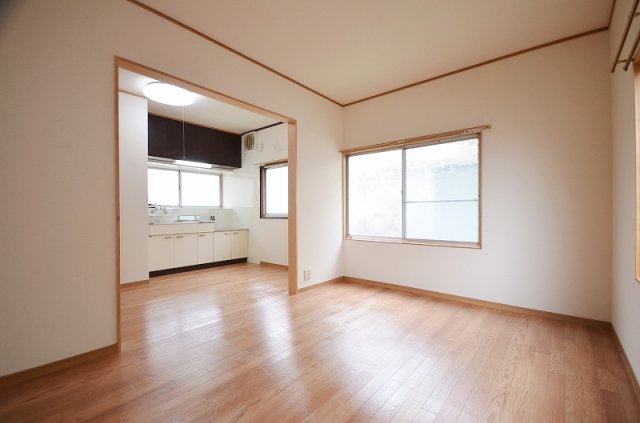 居室・リビング　別号室の写真です