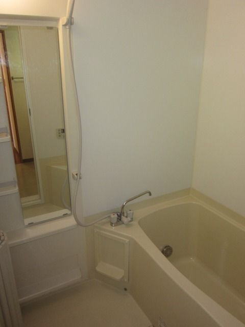 バス・シャワールーム　★★追炊き機能完備★★