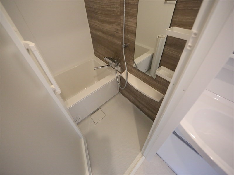 バス・シャワールーム　バスルーム　浴室暖房乾燥機付き