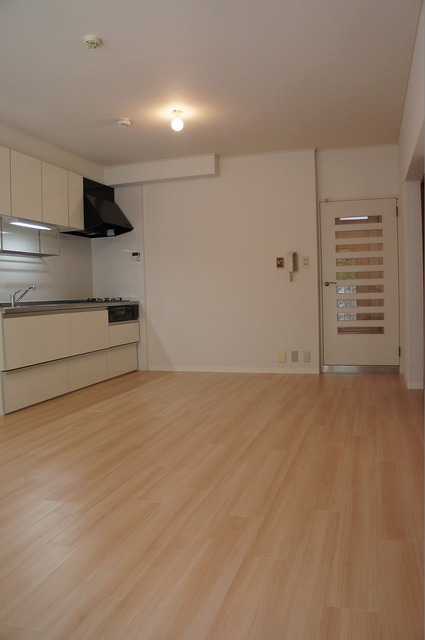 居室・リビング　キレイな広ーいリビングです♪