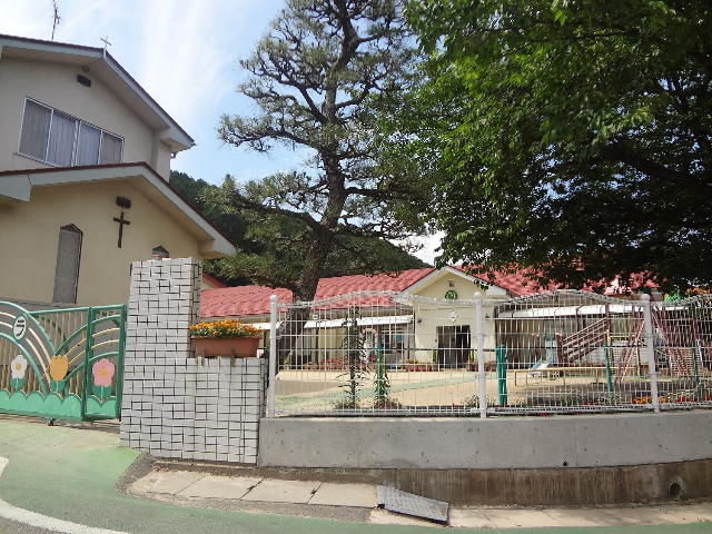 幼稚園・保育園　幼保連携型認定こども園聖クララ幼稚園（幼稚園・保育園）まで338m