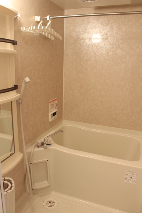 バス・シャワールーム　換気暖房乾燥機付浴室