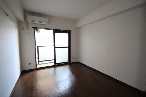 居室・リビング　他号室のお写真です