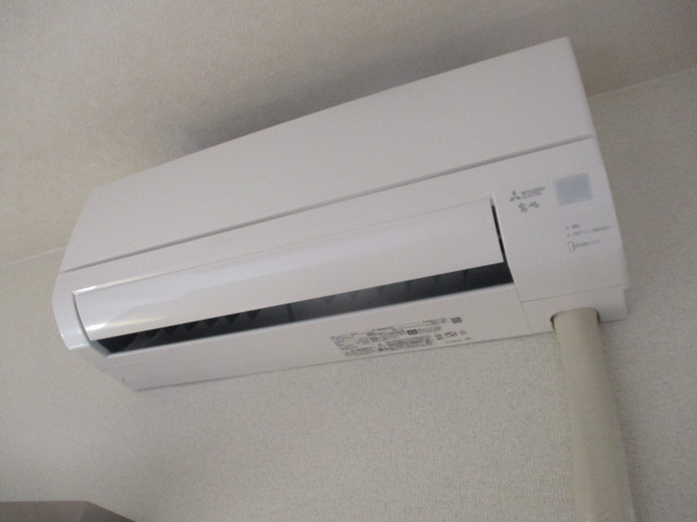 その他設備　エアコン1台設備。新品交換済み！（三菱霧ヶ峰）
