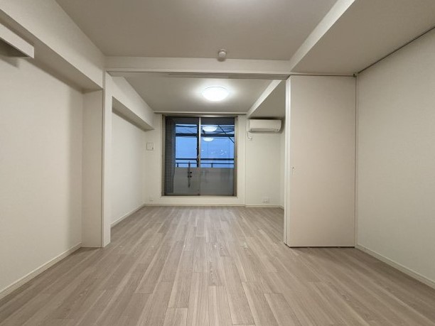 居室・リビング　別タイプ部屋　参考写真です