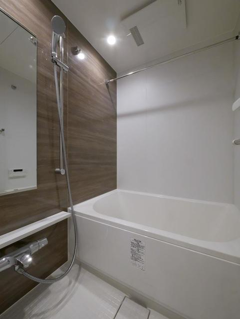 バス・シャワールーム　別部屋参考写真