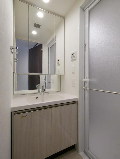 洗面設備　別部屋参考写真