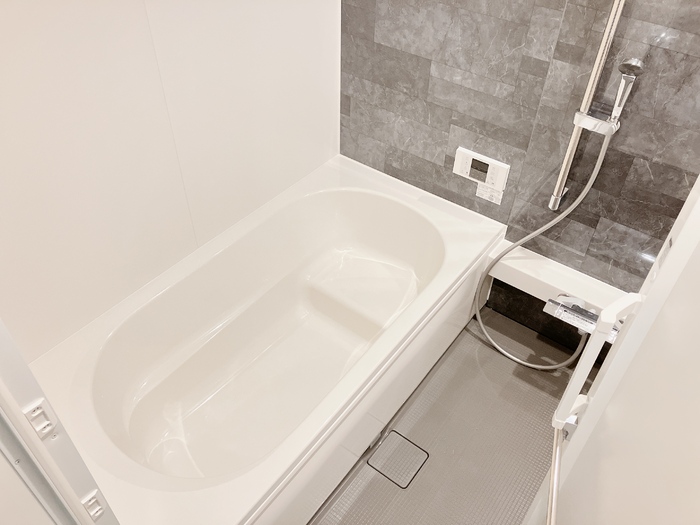 バス・シャワールーム　お風呂で日々の疲れを落としましょう