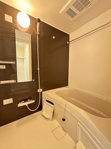 バス・シャワールーム　※同シリーズ物件参考写真