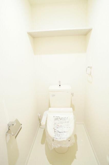 トイレ　清潔感のあるトイレです