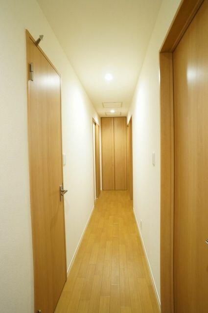 玄関　収納もある玄関です